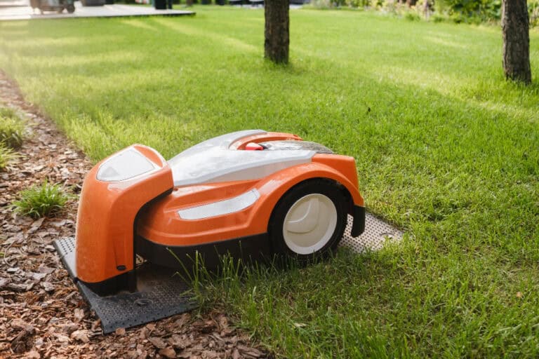 Robotmaaier stopt met opladen